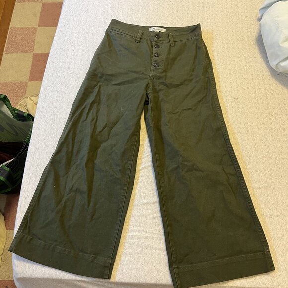 Madewell Emmett Wide-Leg Crop Pants: Button-Front Edition Dark Green - Picture 4 of 7